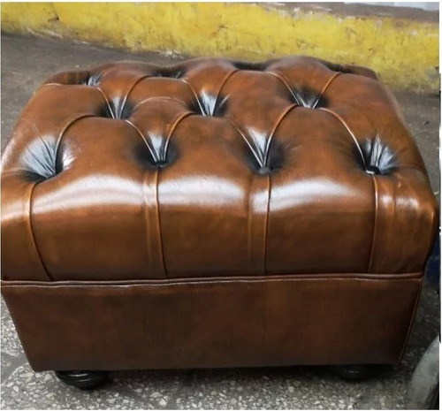 Puff Banqueta Capitone de Cuero Vacuno