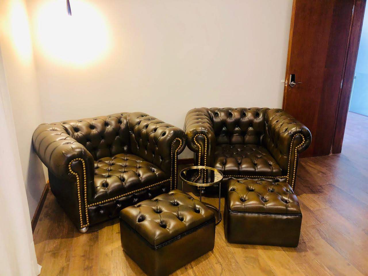 Sillón Chesterfied Lord 1 Cuerpo Capitoné Cuero 100% Vacuno