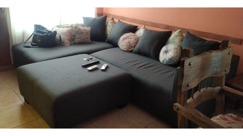 Esquinero Eliseo 3 Cuerpos + Puff Pana Antimanchas